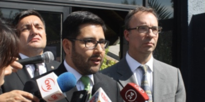 Un allanamiento en la cárcel de Colina 2 dejó al descubierto una red de estafas telefónicas que operaba desde el interior del recinto. Las víctimas eran engañadas con falsos embargos y el perjuicio ya alcanza cerca de $200 millones.