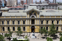 Corte rechaza recurso contra la Universidad de Chile por matrícula condicionada a deuda