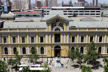 Corte rechaza recurso contra la Universidad de Chile por matrícula condicionada a deuda