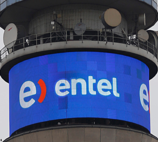 La Corte Suprema acogió un recurso de unificación de jurisprudencia, declaró improcedente un despido en ENTEL y ordenó devolver los descuentos efectuados por AFC.