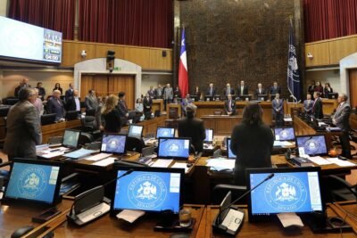Acusación constitucional: expertos advierten uso político y piden reformas al mecanismo