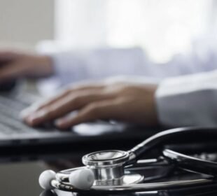 licencia médica vía WhatsApp