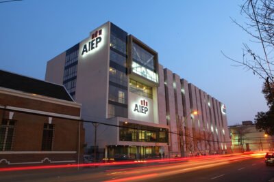 Querella contra AIEP: las contradicciones por los pagarés que frenaron miles de cobranzas