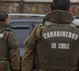 Tribunal absuelve a tres carabineros acusados en Recoleta
